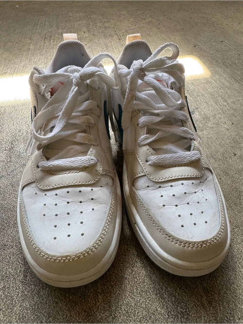 Kids Teal & White Low-Top Sneakers Nike